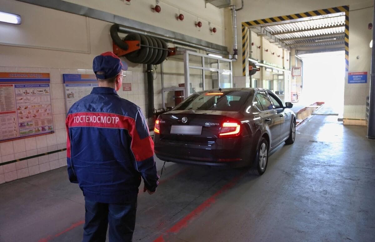 «БЕЛТЕХОСМОТР» сообщил о числе автомобилей в Беларуси без разрешения