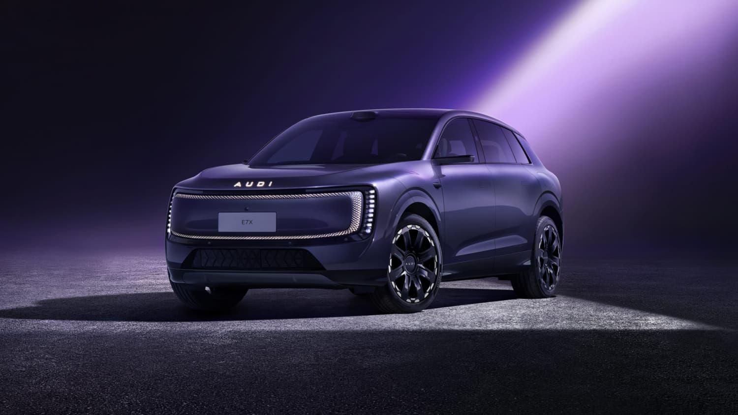 AUDI E7X начнет предзаказы 8 мая с батареей CATL на 109 кВтч и запасом хода 751 км