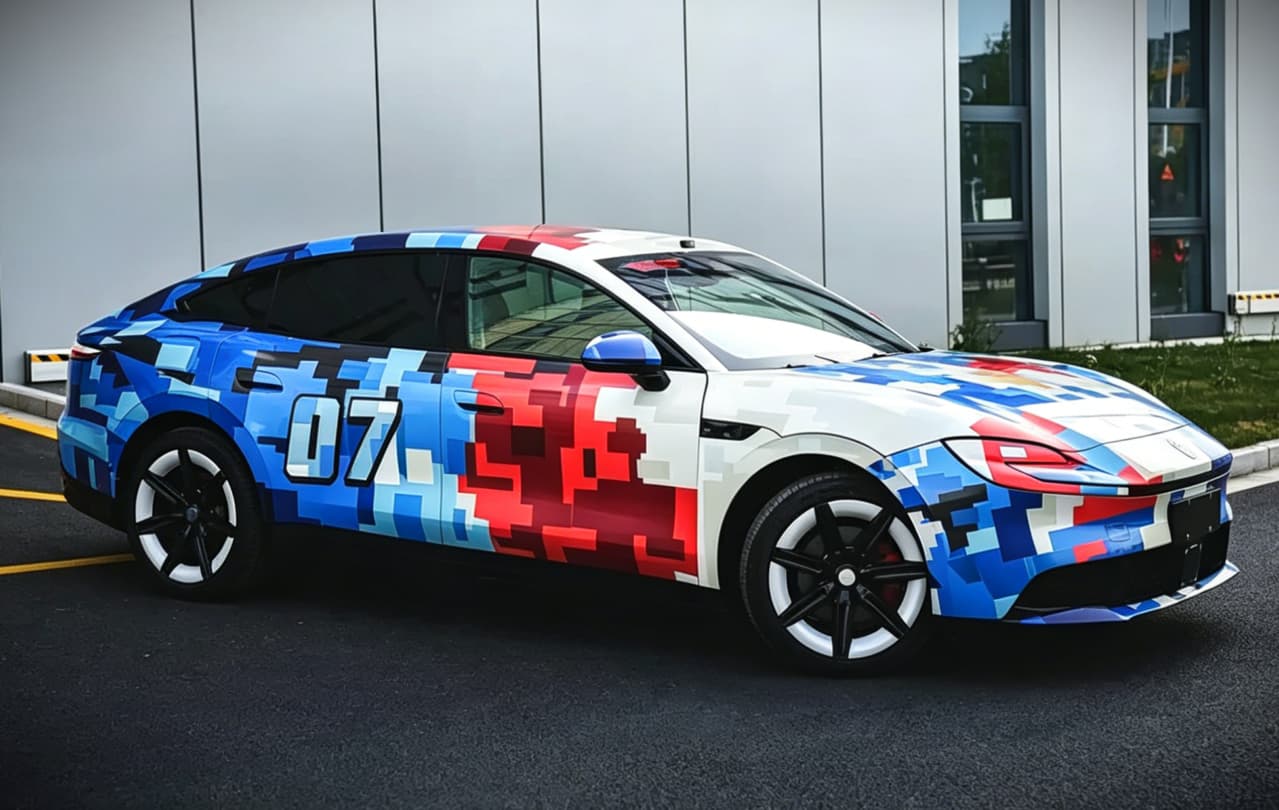 MG 07 первым принял мировую модель Momenta R7, ставя SAIC против Tesla FSD V14
