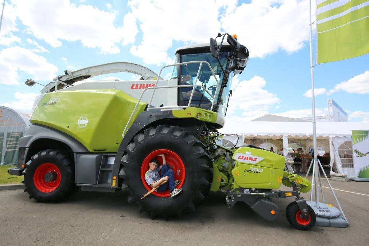 Claas, Fendt, John Deere на «Белагро-2026». Из импортёров доехали не все?