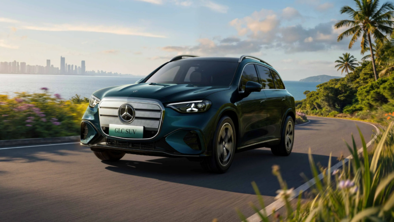 Mercedes-Benz начинает предзаказы на новый GLC EV в Китае с ценой от 51,300 USD