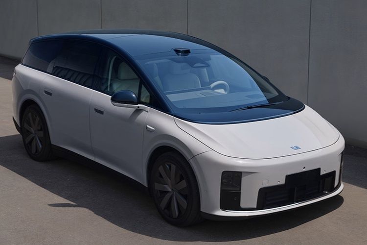 Lixiang i8 станет заднеприводным после обновления