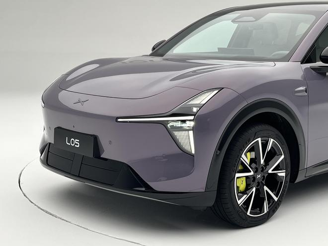 Xpeng открывает предзаказ на электромобиль Mona L05 и SUV EREV в Китае, начиная с 25,300 USD